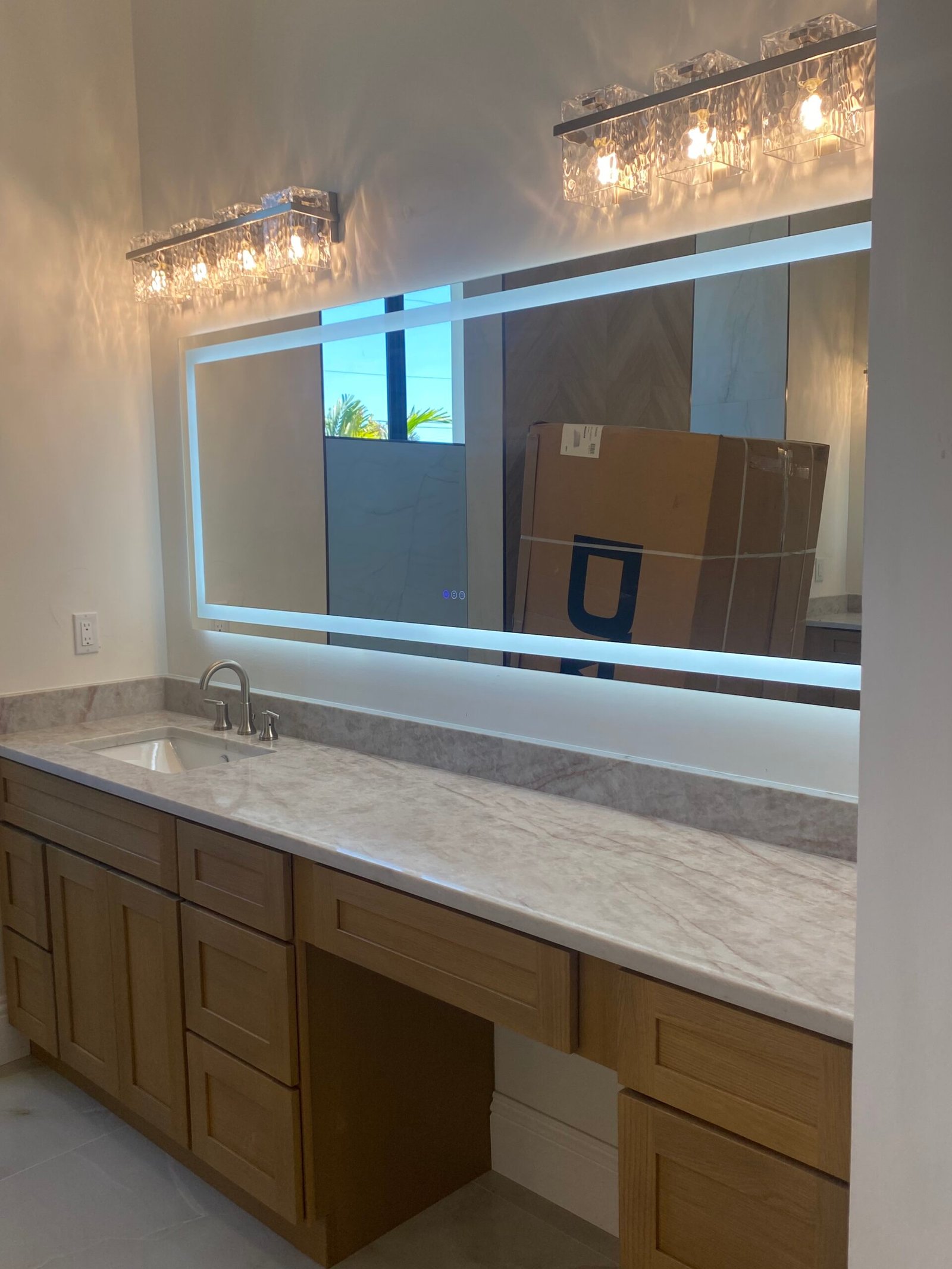 Final clean of a high-end bathroom in Fort Myers